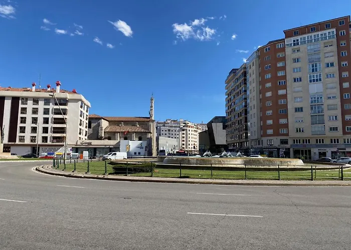 Atuaire Home Luminoso Duplex En Reyes Catolicos Parking Incluido