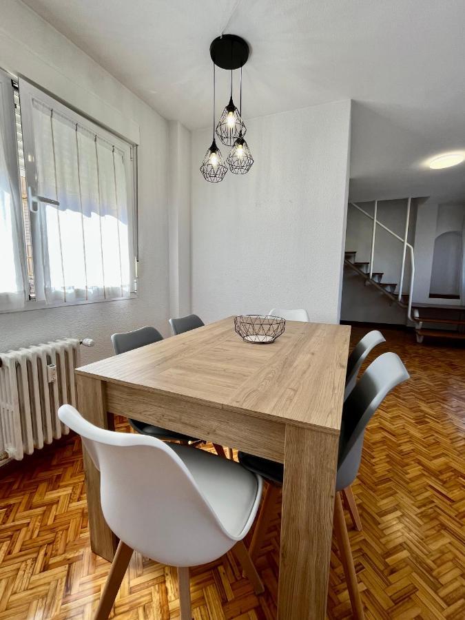 Atuaire Luminoso Duplex En Reyes Catolicos Parking Incluido Apartment *