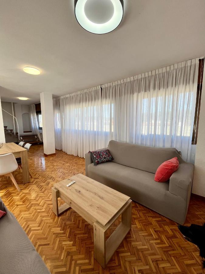 Atuaire Luminoso Duplex En Reyes Catolicos Parking Incluido *